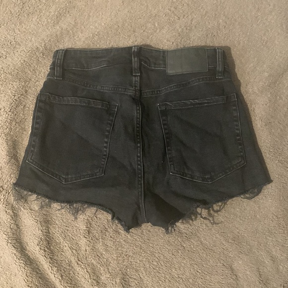High waisted H&M denim shorts - Picture 4 of 5